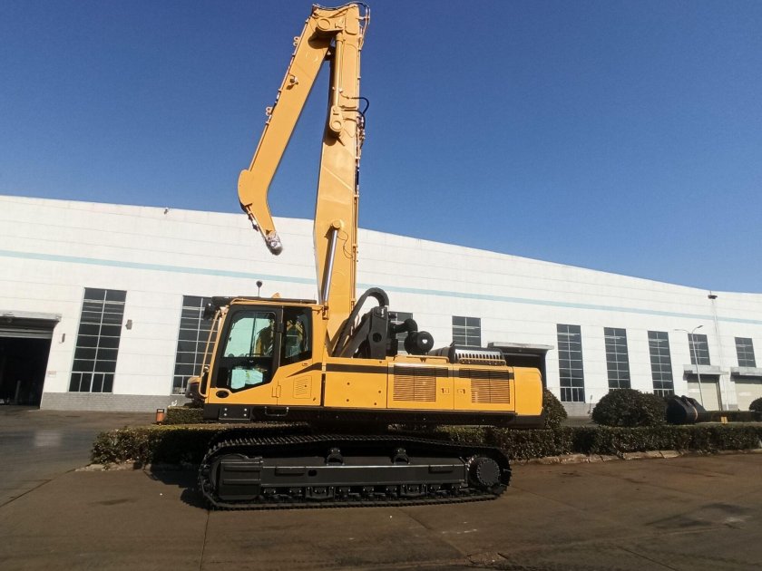 Гусеничный экскаватор xcmg xe470d