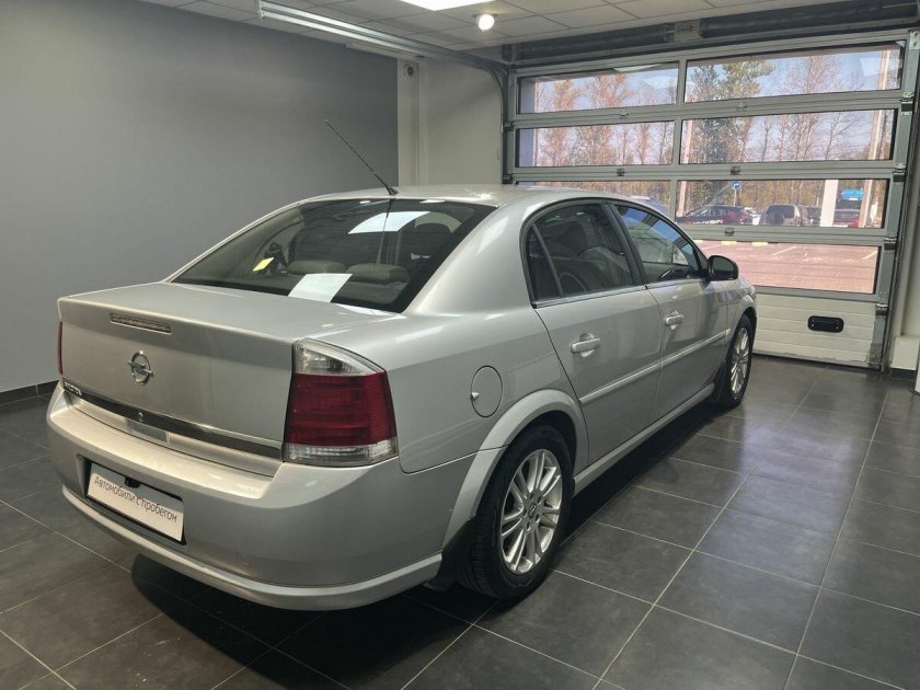 Опель вектра 2007г