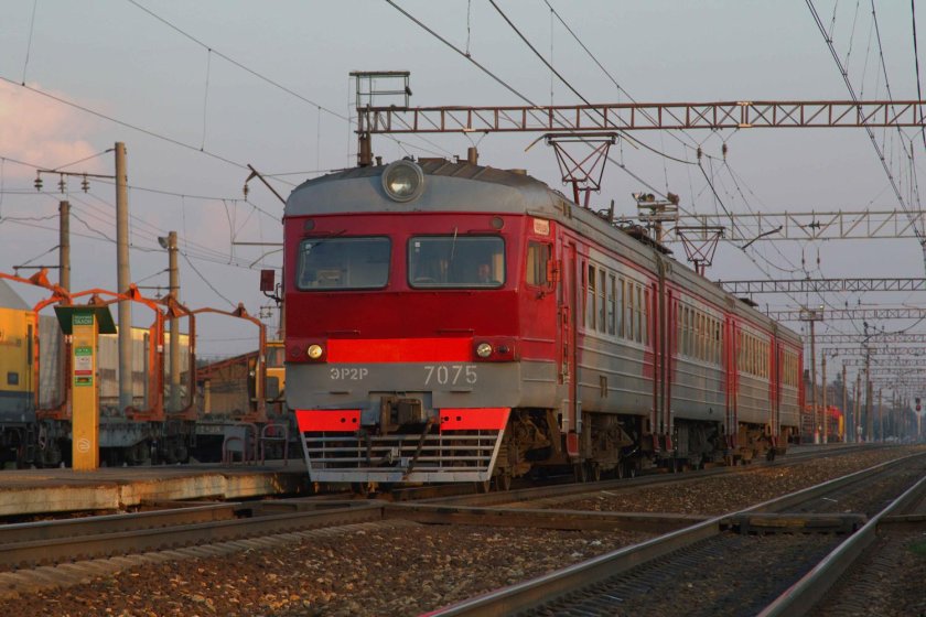 Электричка поезд