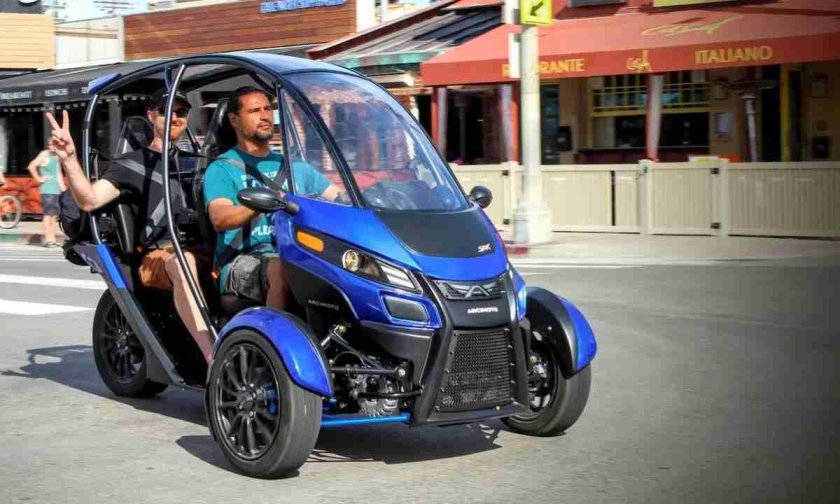 Трицикл Arcimoto SRK