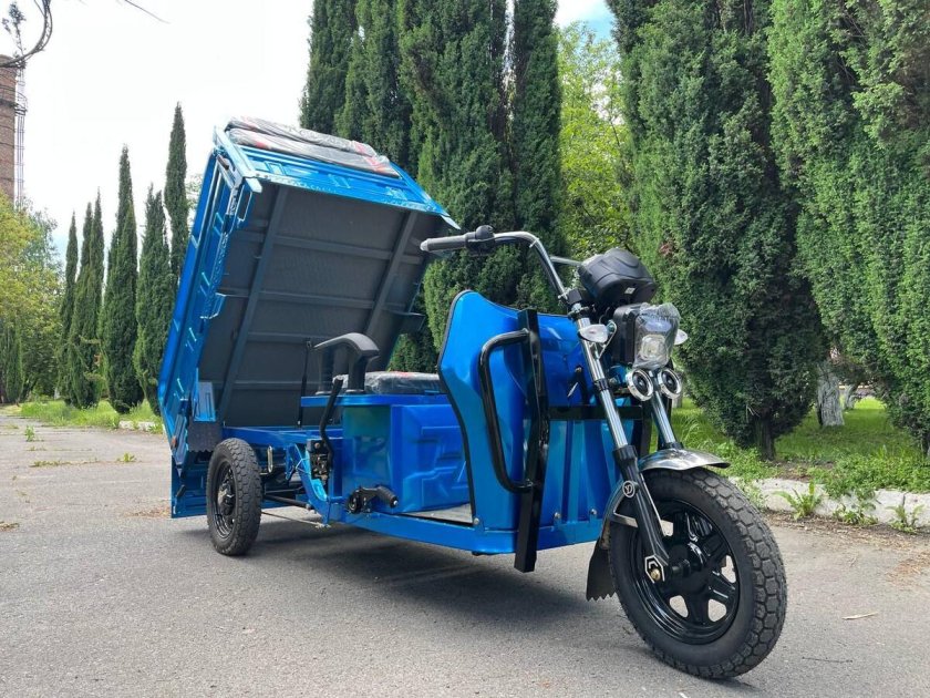 Трицикл Arcimoto SRK