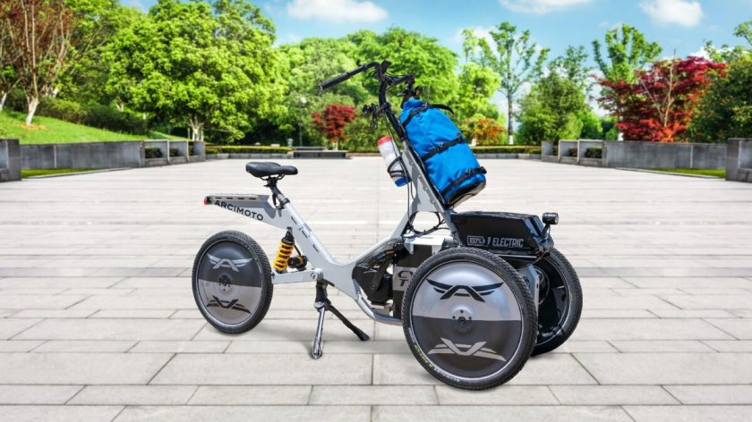 Электрический трицикл Arcimoto SRK