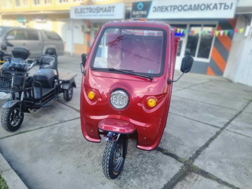 Трицикл с кабиной Redant 2200