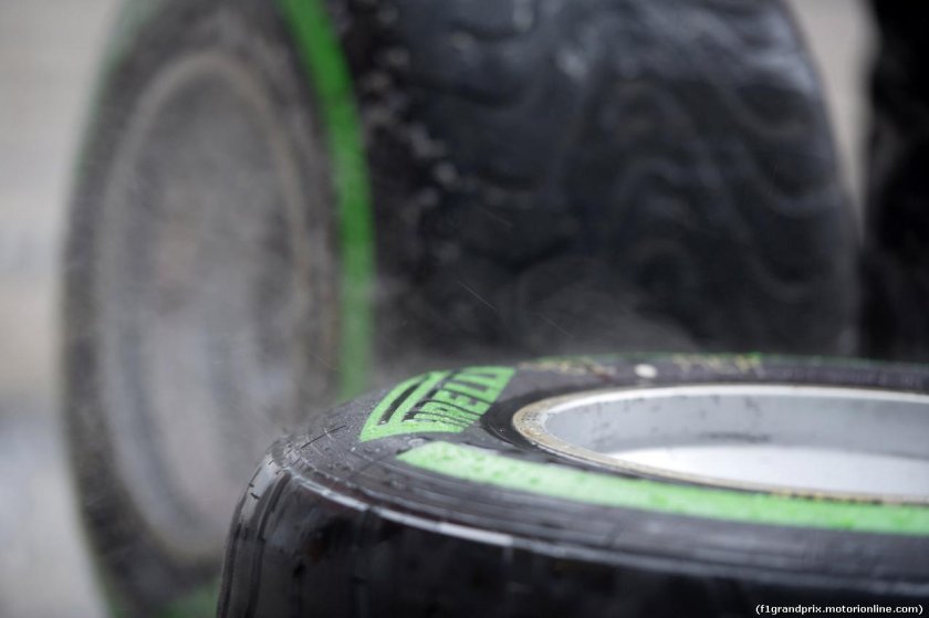 Дождевая резина f1