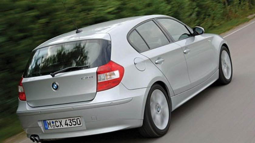 BMW 130i e87