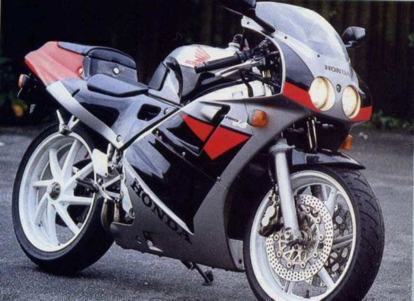 Honda VFR 400