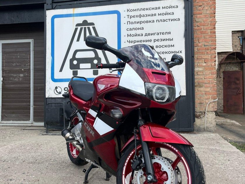 Мотоцикл honda cbr 600