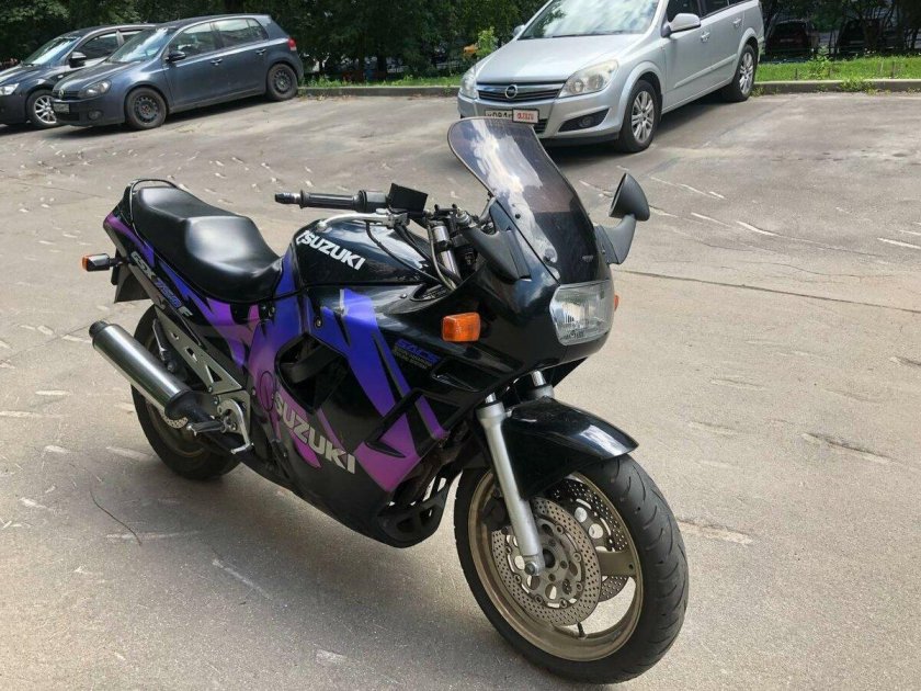 Suzuki gsx600f katana