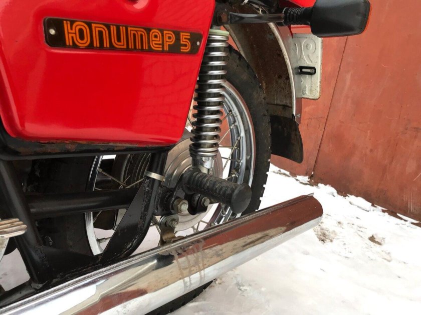 Мотоцикл иж планета 5