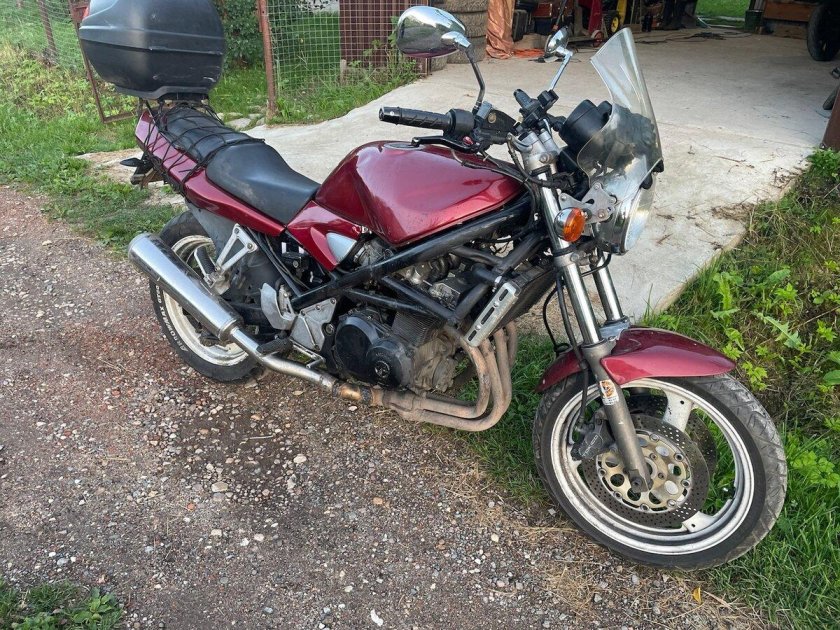 Suzuki bandit 400