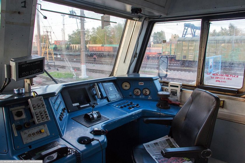 Эд4м кабина машиниста