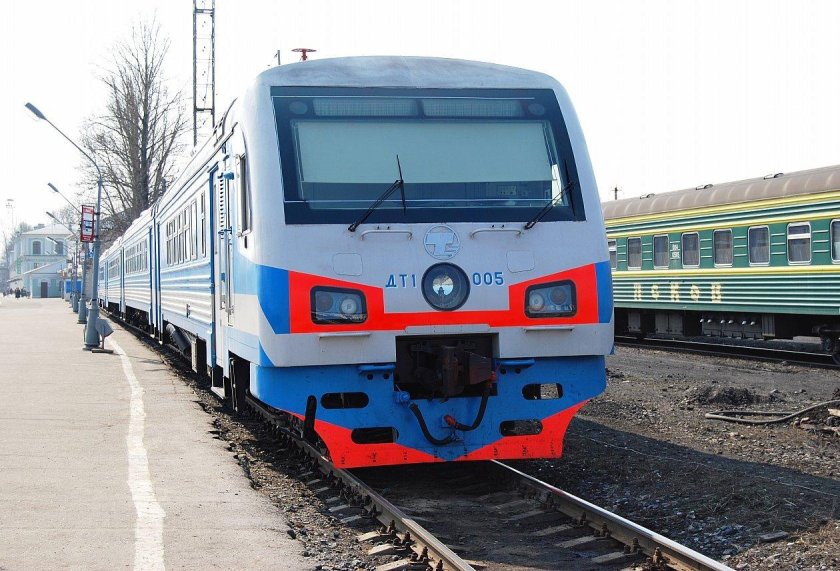 Дизель электропоезд Бухарест Синая