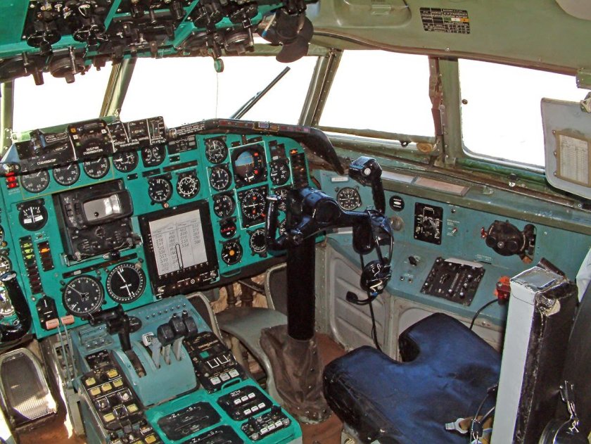 Ту 154 кабина