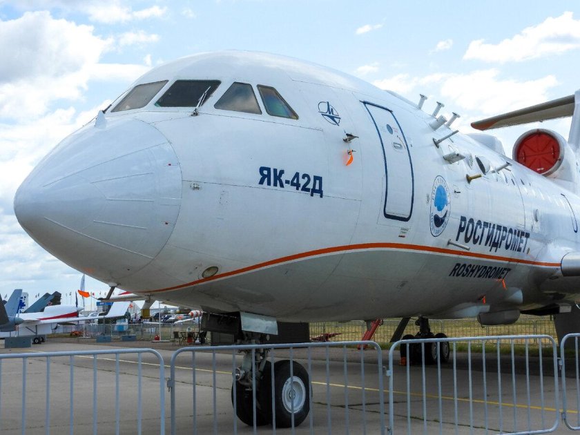 Як-42лл уникальный самолёт росгидромета