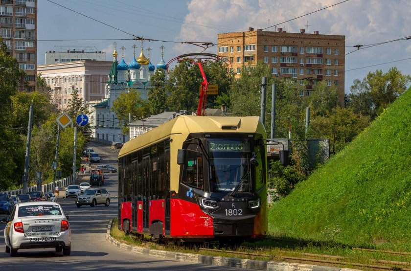 БКМ Т 811 трамвай