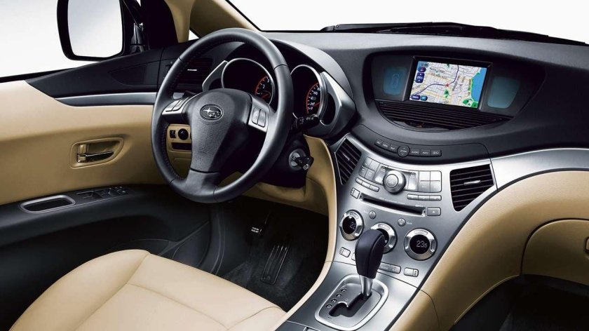 Субару Трибека 2008 салон