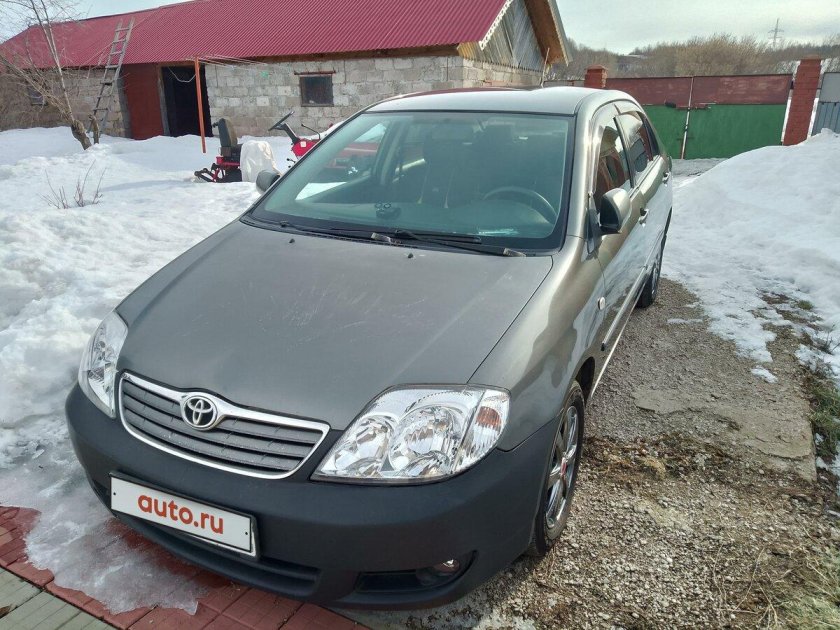 Toyota Corolla 2005 года