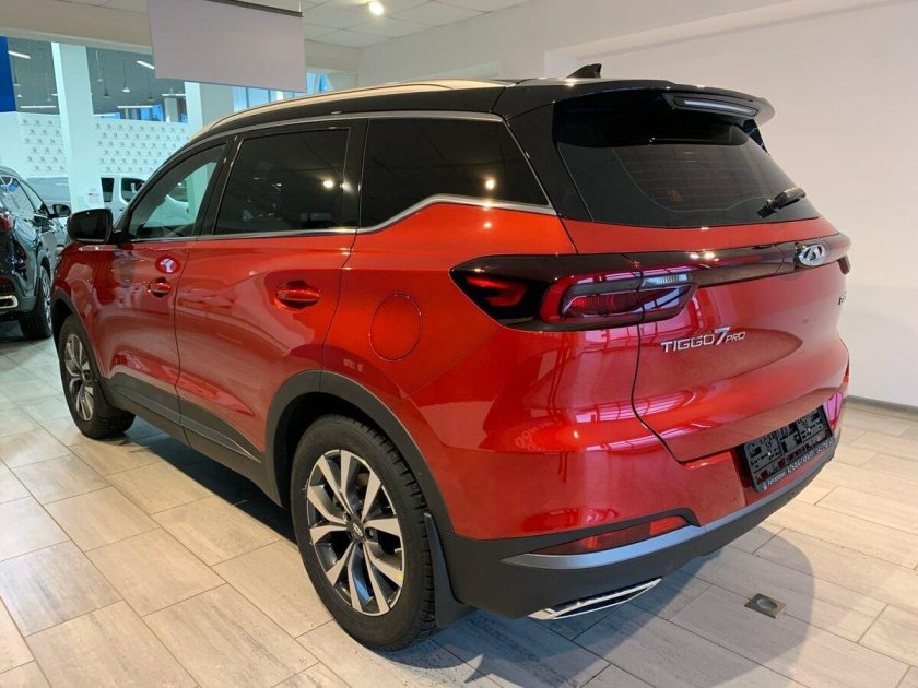 Chery Tiggo 7 Pro красный
