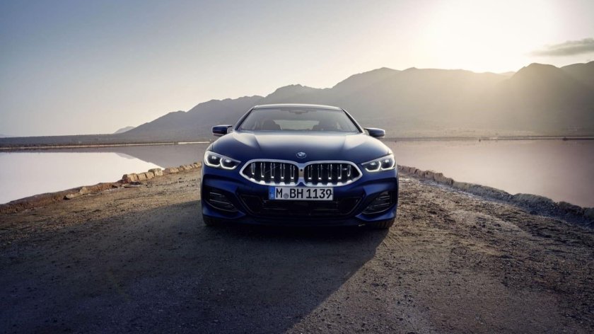 BMW 8 2023