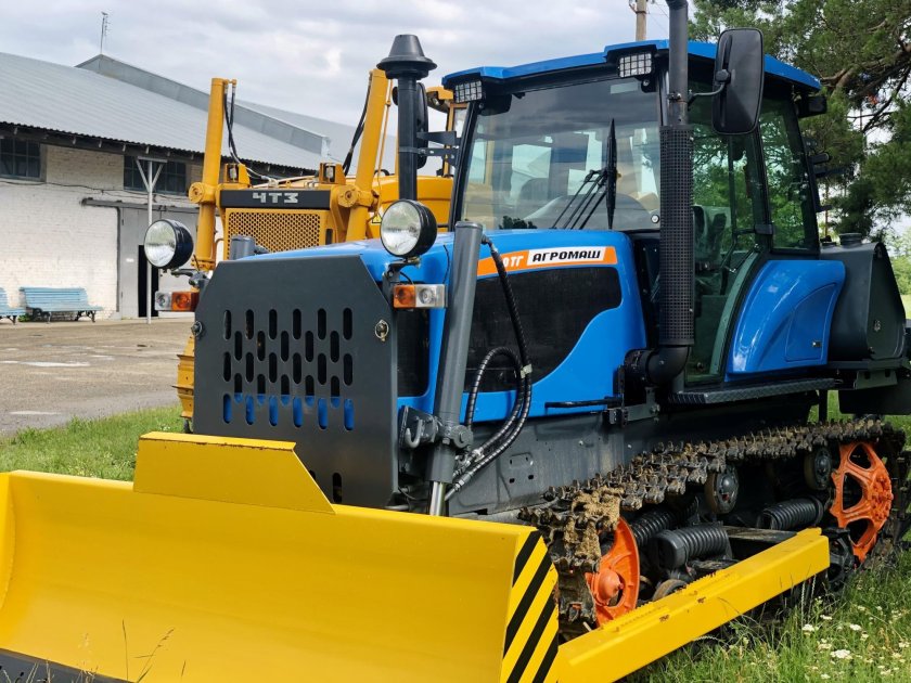 Трактор Агромаш 90