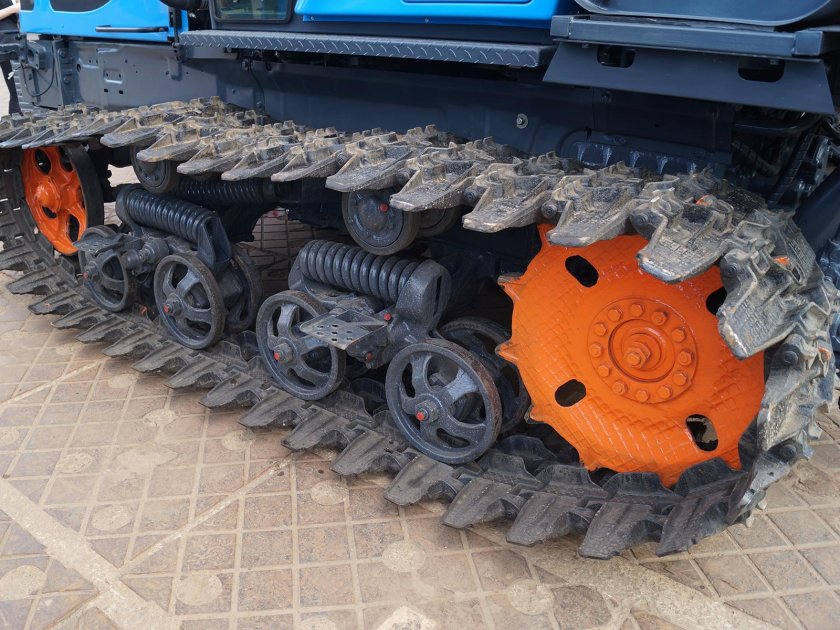 Трактор гусеничный дт 75