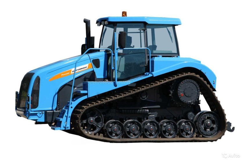 Гусеничный трактор Агромаш-Руслан