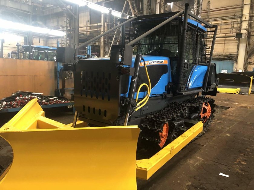 Трактор агромаш 90тг 2047а