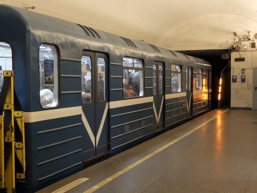 Метро вагон 81-540 СПБ