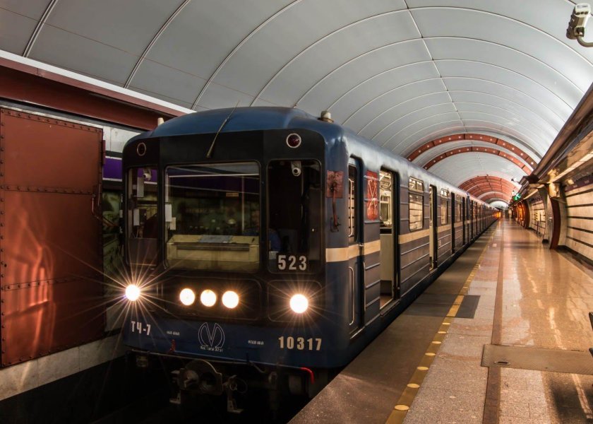 Вагоны метро санкт петербурга