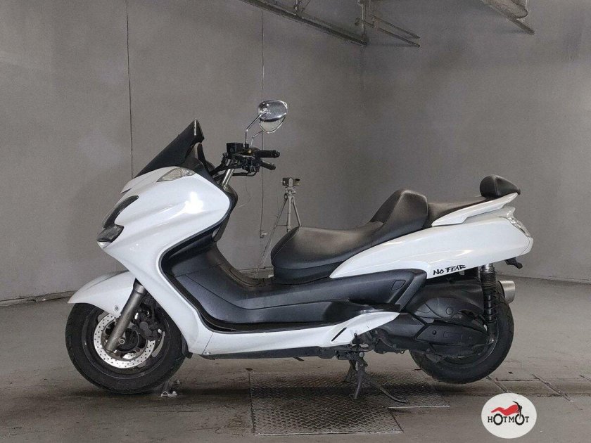 Suzuki skywave 400