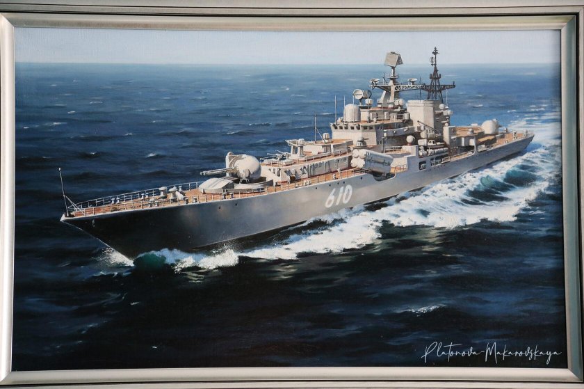 Адмирал ушаков эсминец