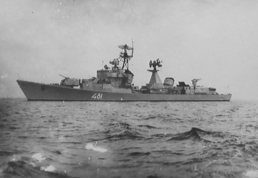 Настойчивый эсминец, 1991