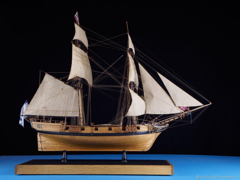Модель Бригантины Феникс