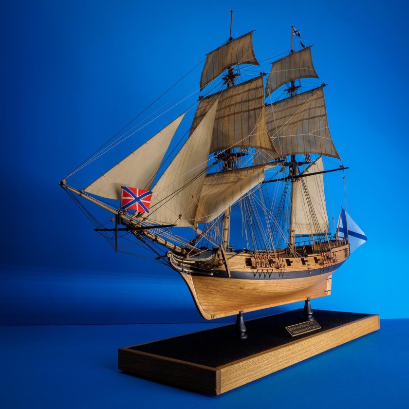 Модель корабля Бригантина Феникс