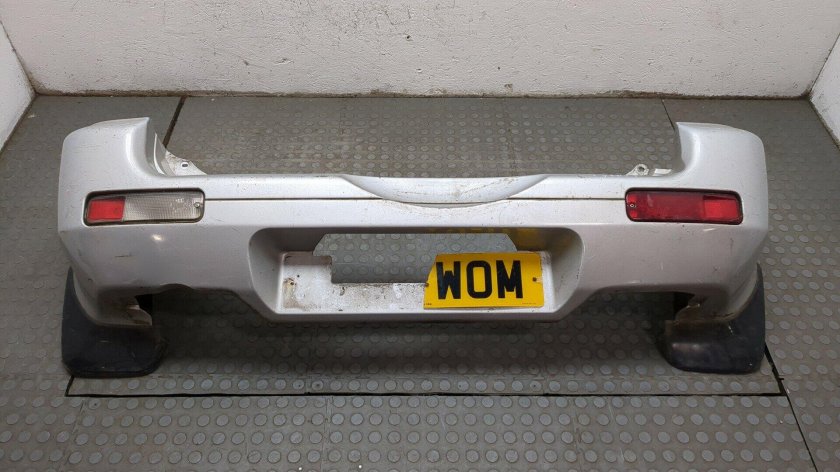 Бампер задний для