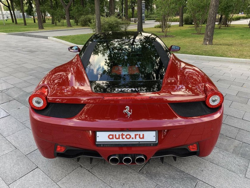Феррари 485