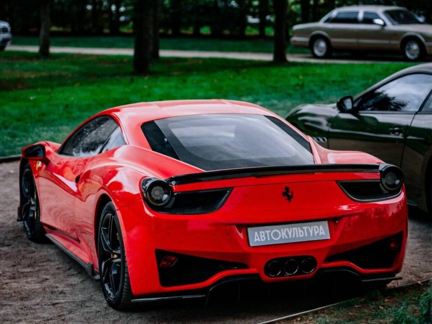Феррари 458 italia