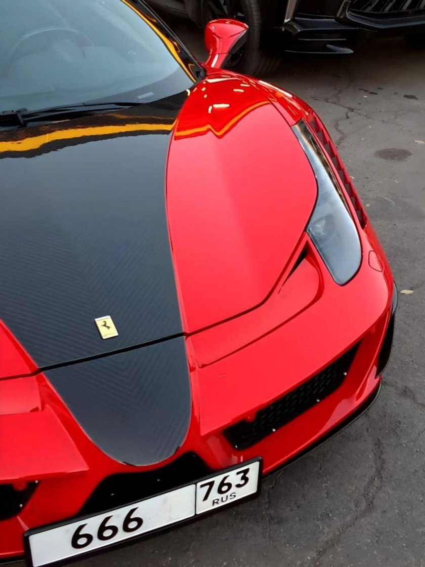 Ferrari 458 italia красная