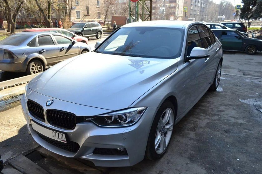 BMW f30 серебристая