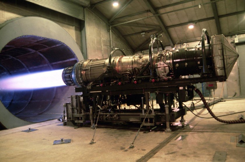 Pratt &amp; Whitney f100-pw-220