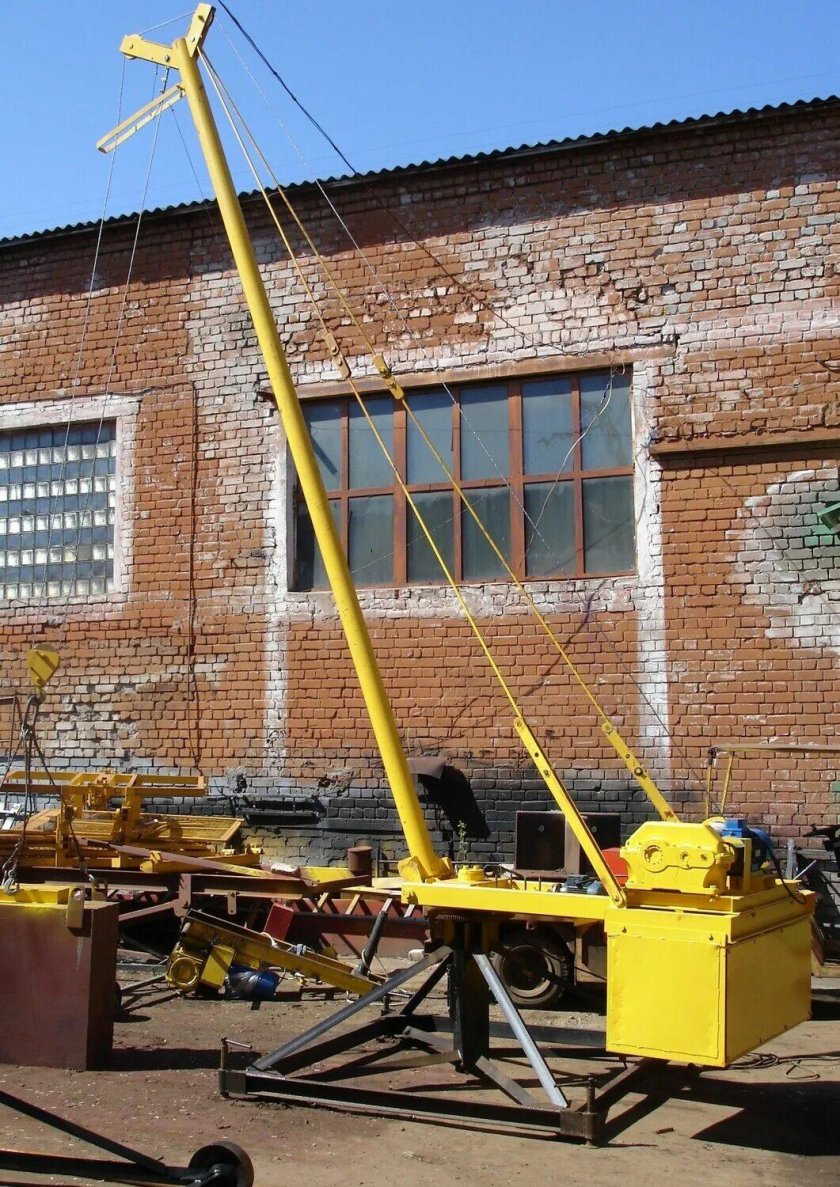 Стреловой кран Пионер КПМ-1000