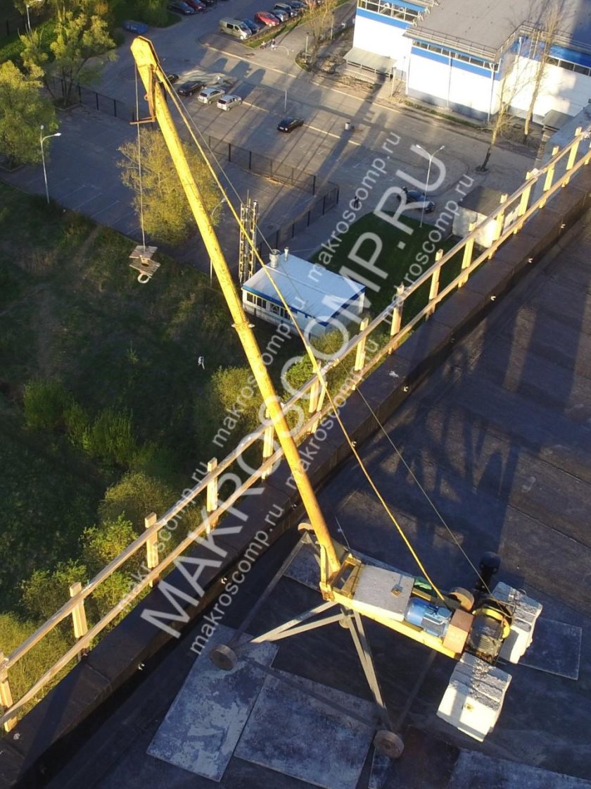 Кран стреловой