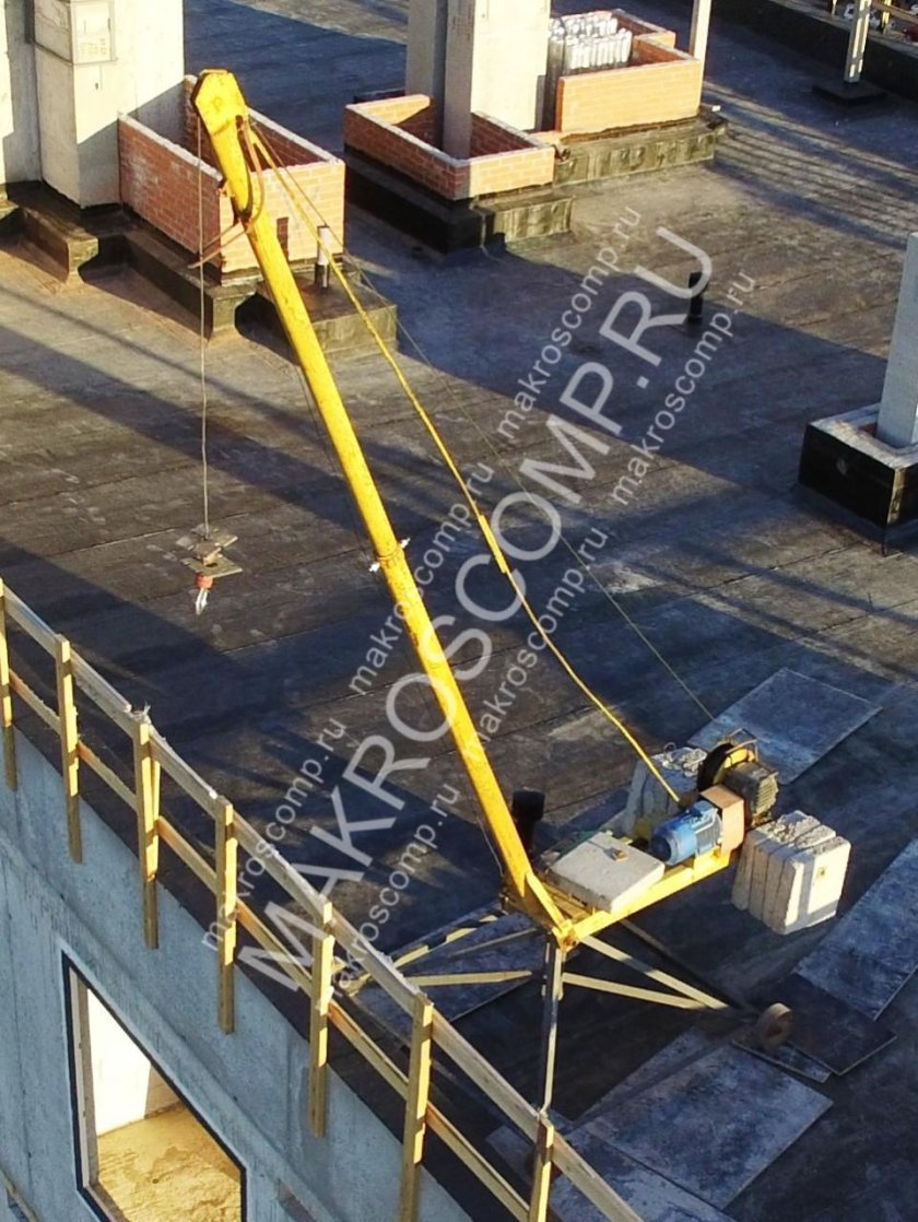 Кран стреловой