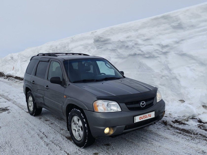 Mazda tribute i