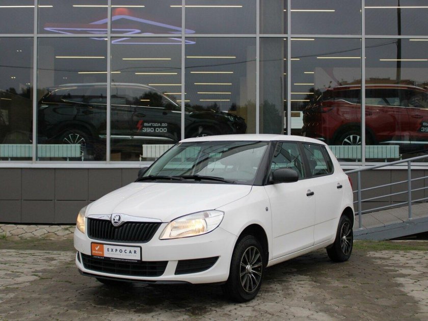 Шкода Фабия 2014