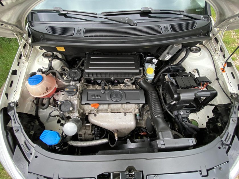 Мотор Шкода Фабия 1.6