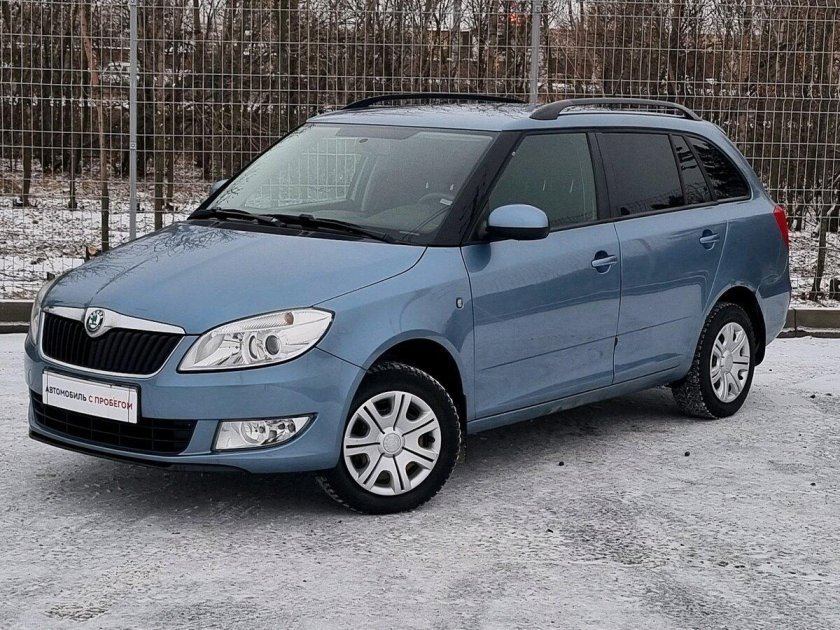 Шкода фабия 1.2 универсал 2012