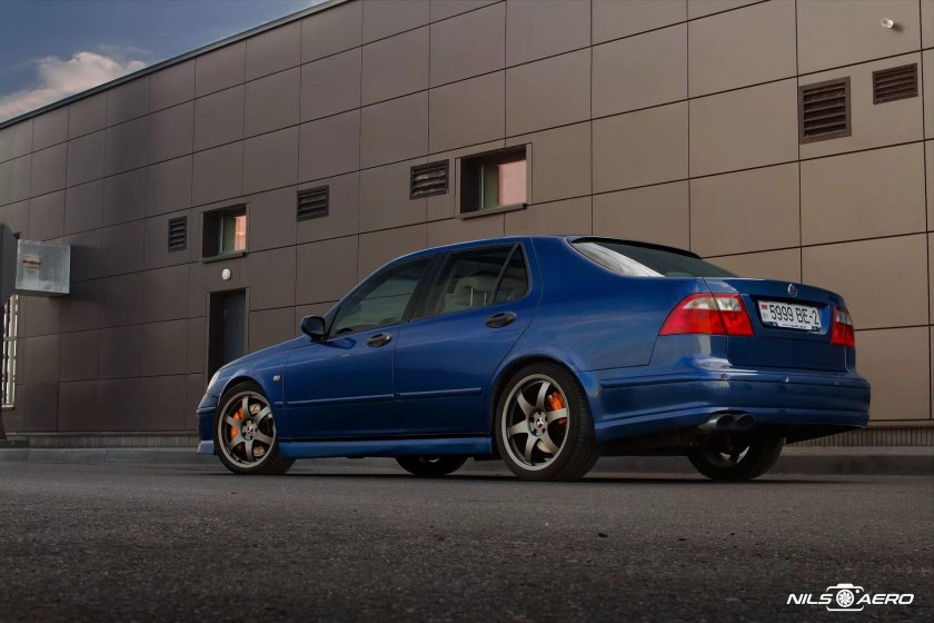 Saab 9-5 Blue
