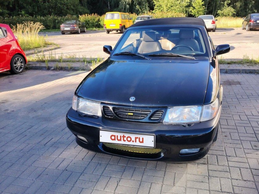 Saab 900 ii