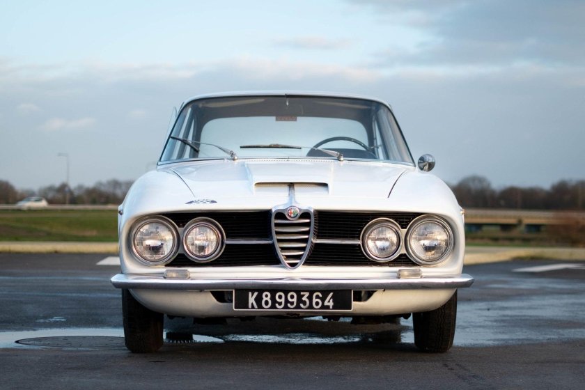 Alfa Romeo 2600 Sprint